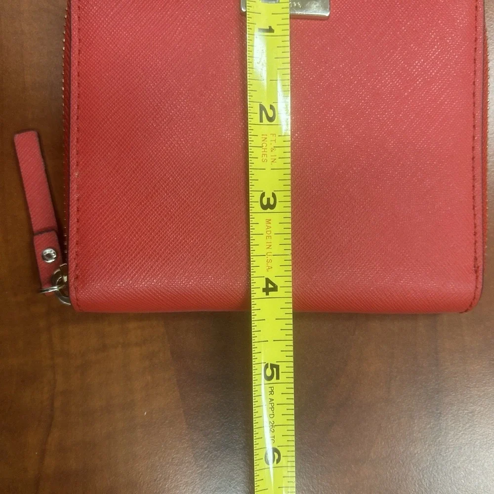 Kate Spade NY Laurel Way Darci Zip Around Wallet Cherry Red‎ Coin Case Saffiano